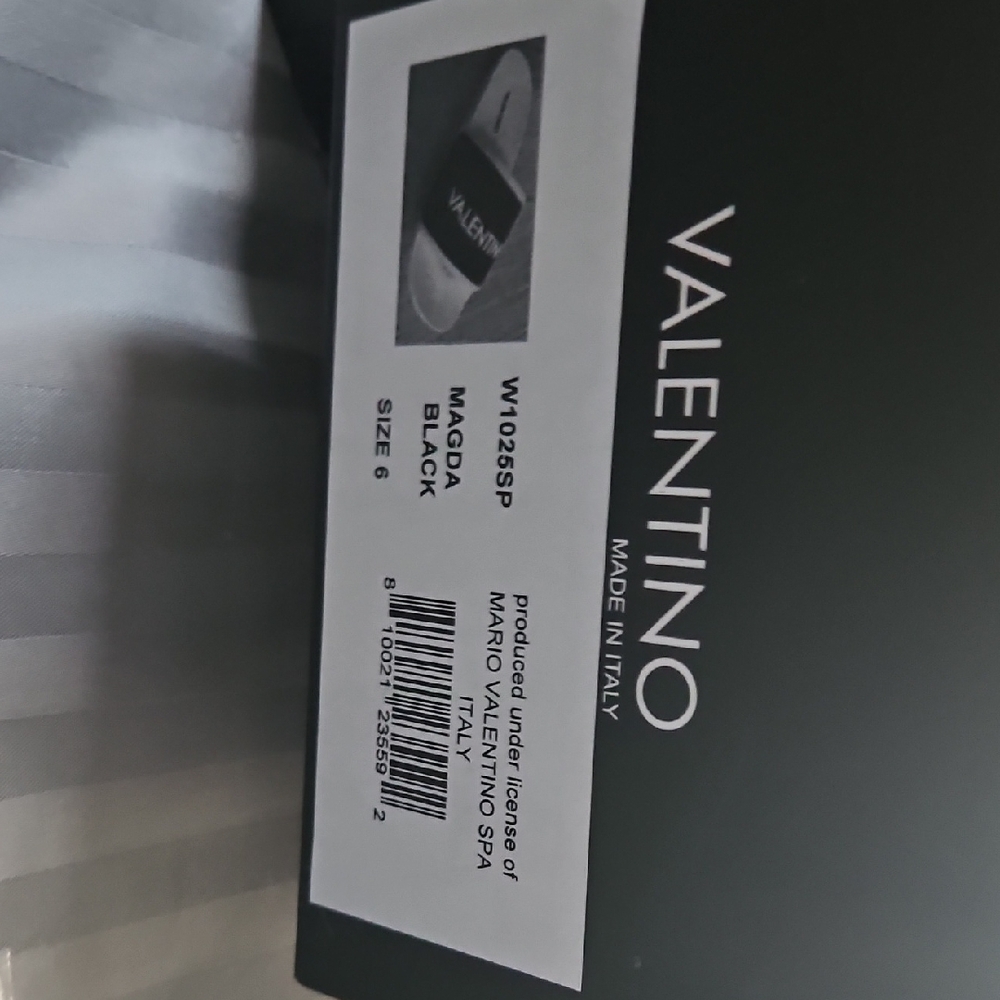 Valentino Slides Black+White Slide Sandals New/box Size 6 TagDustbag Retails 599 - Picture 3 of 12